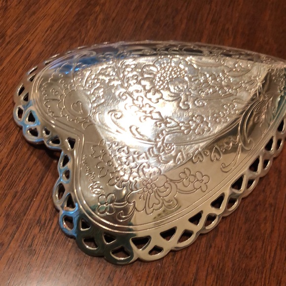 Brighton VANITY FAIR GARDEN HEART retired trinket dish - Picture 6 of 16